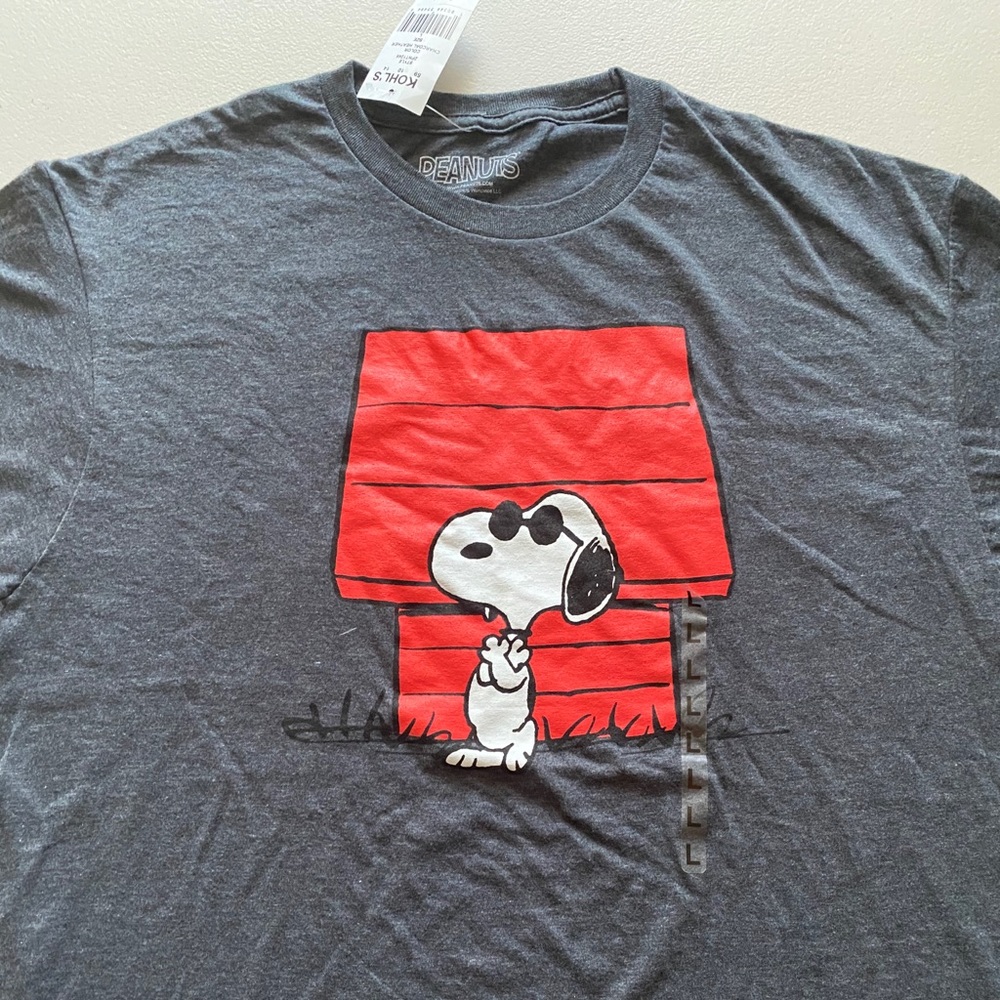 Peanuts T-shirt